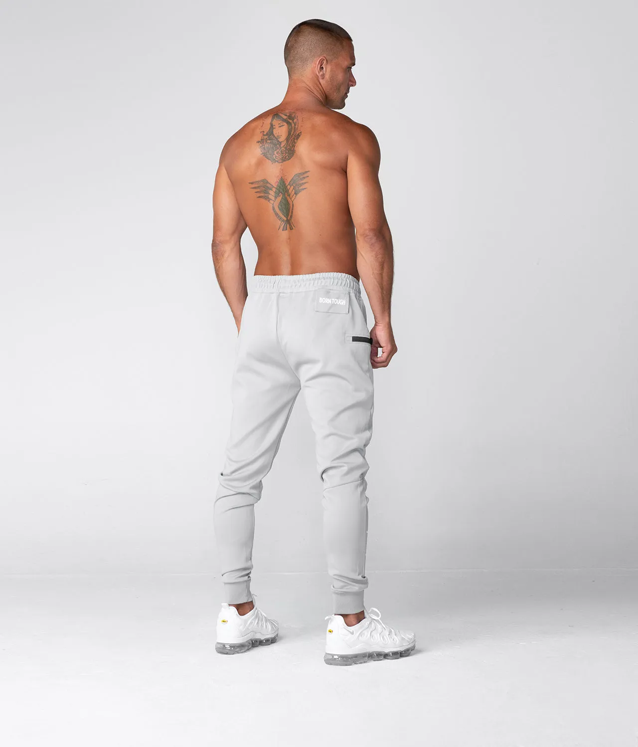 8500 . Momentum Regular-Fit Jogger - Grey