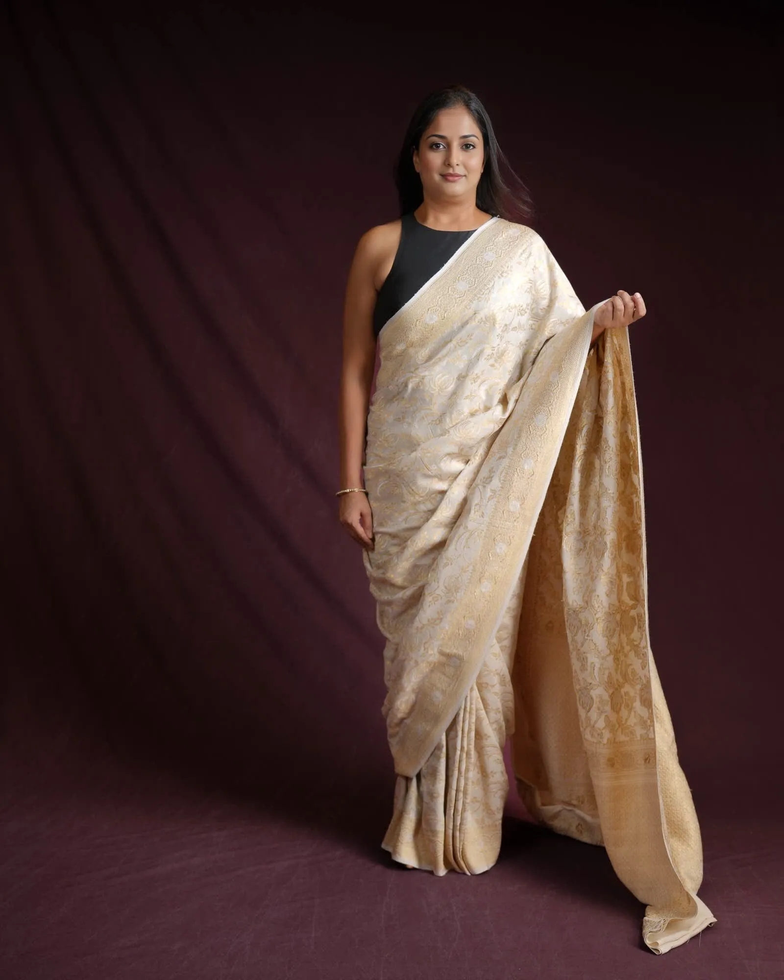 Beige Banarasi Gold & Silver Zari Floral Jaal Cutwork Brocade Handwoven Muga Silk Saree