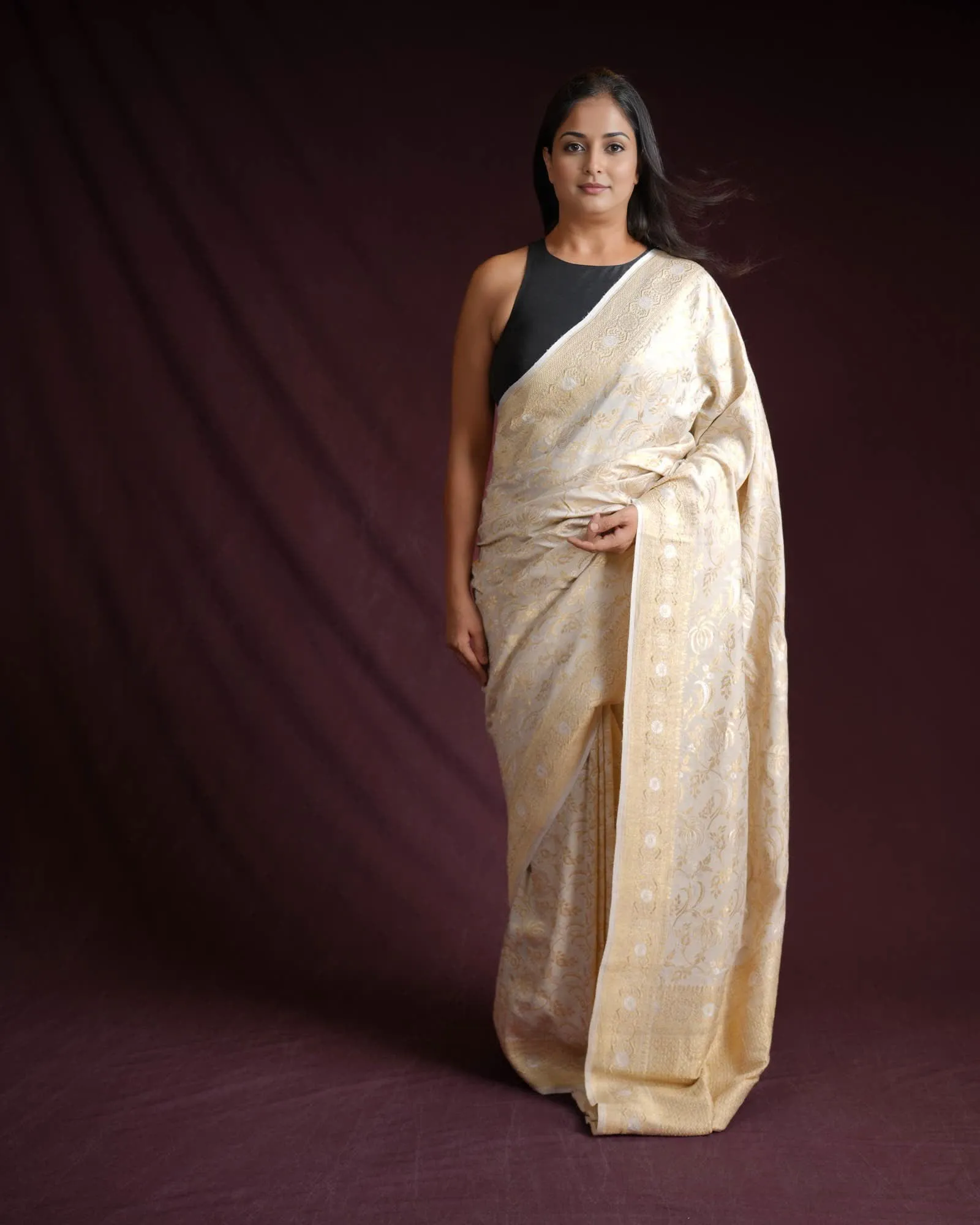 Beige Banarasi Gold & Silver Zari Floral Jaal Cutwork Brocade Handwoven Muga Silk Saree