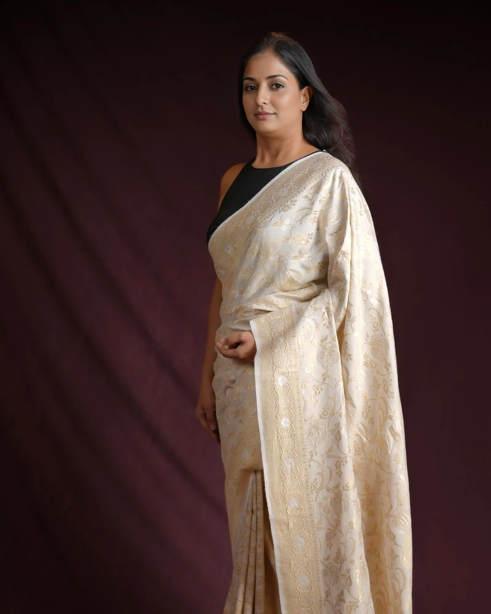 Beige Banarasi Gold & Silver Zari Floral Jaal Cutwork Brocade Handwoven Muga Silk Saree