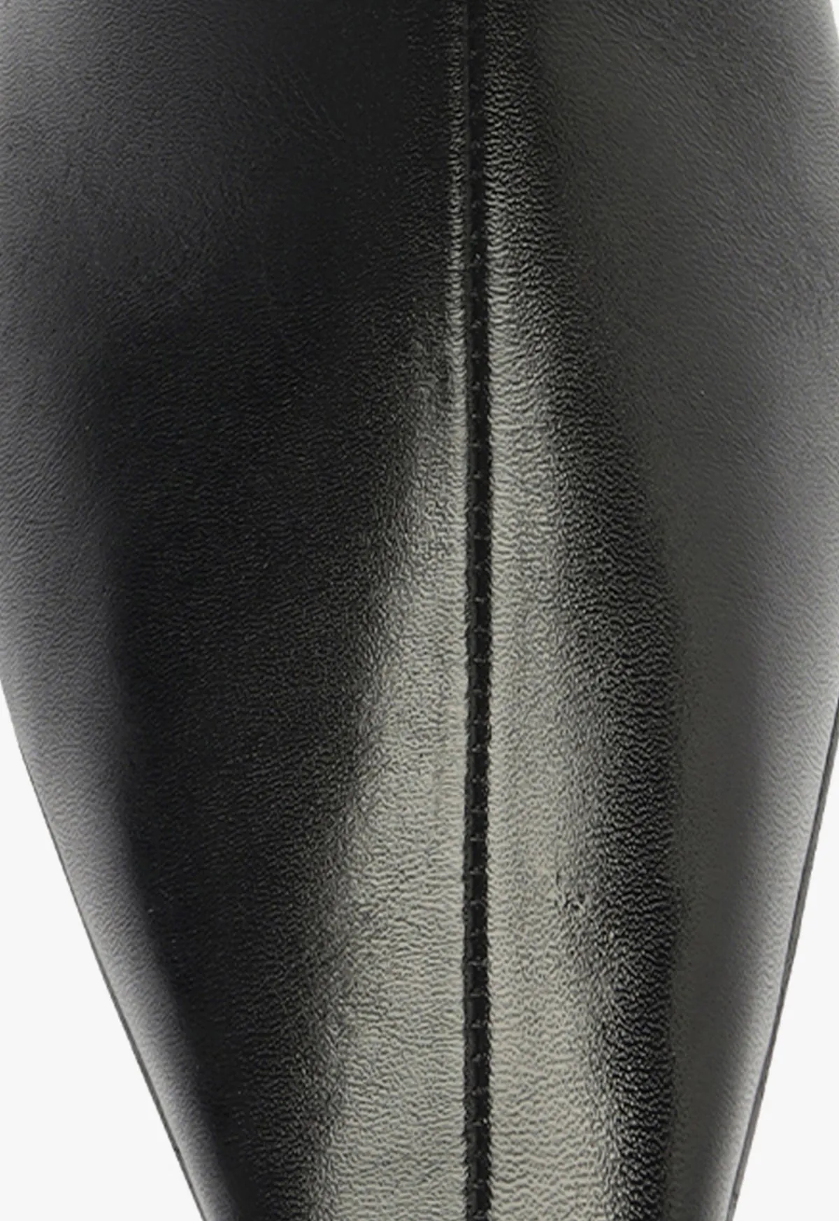 Dellia Bootie