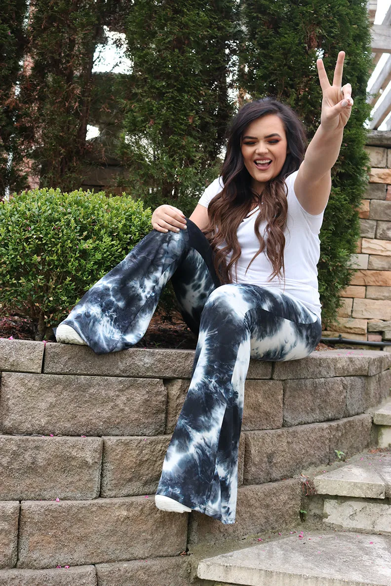 Dream On Fit and Flare Tie Dye Yoga Pants