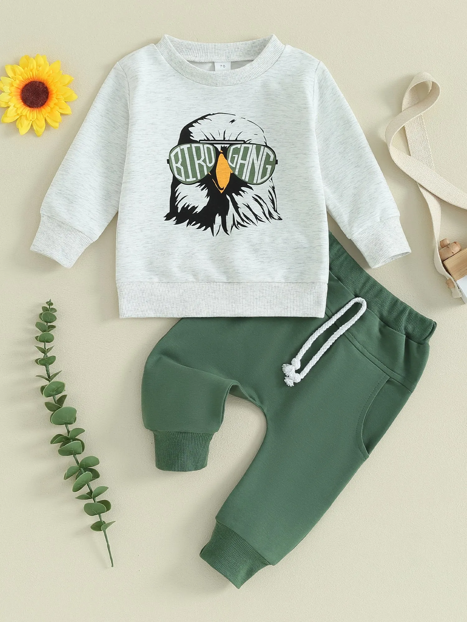 Eagles Sweatshirt and Joggers Set