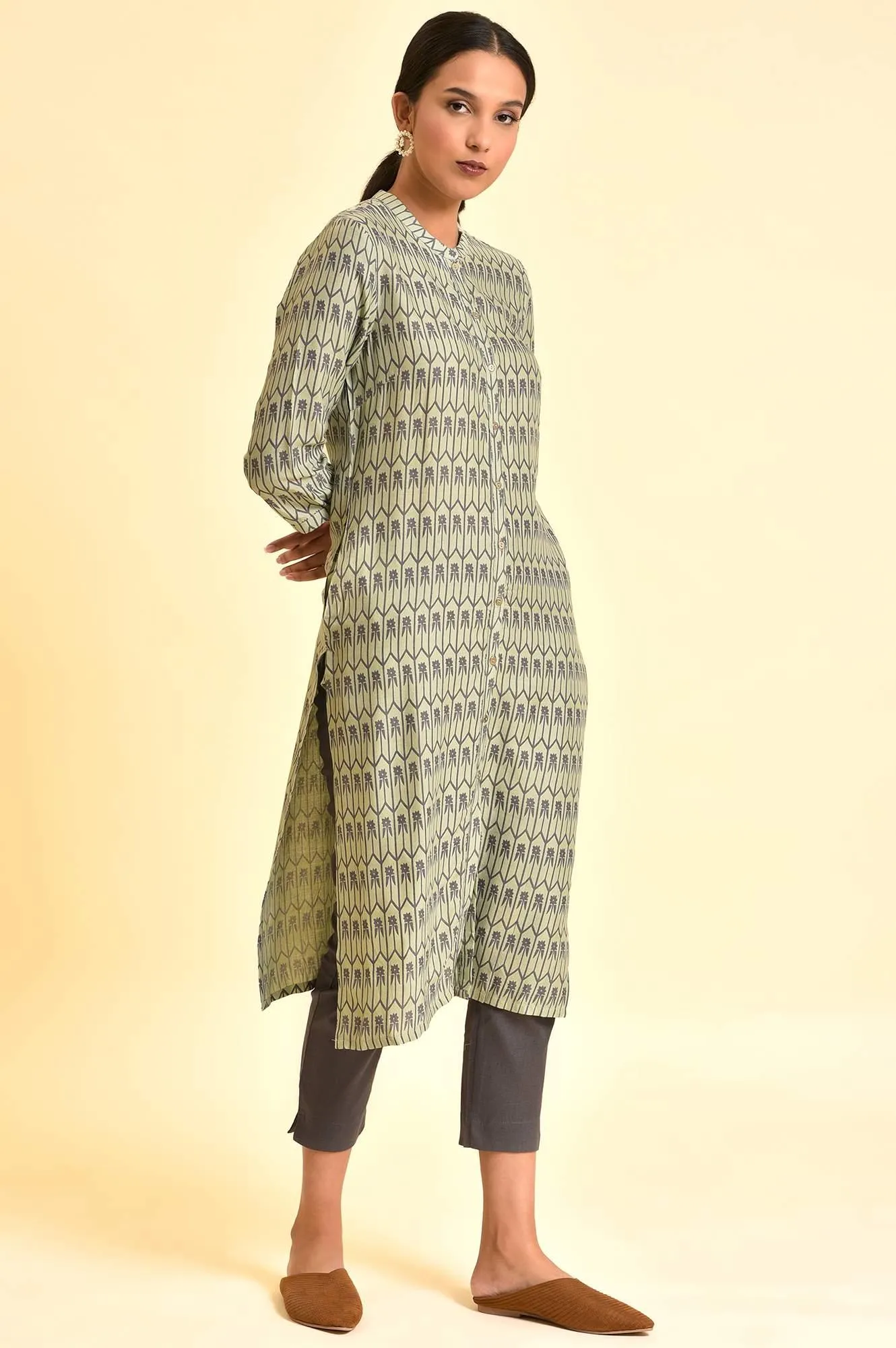 Pistachio Green Printed Kurta And Pants Set