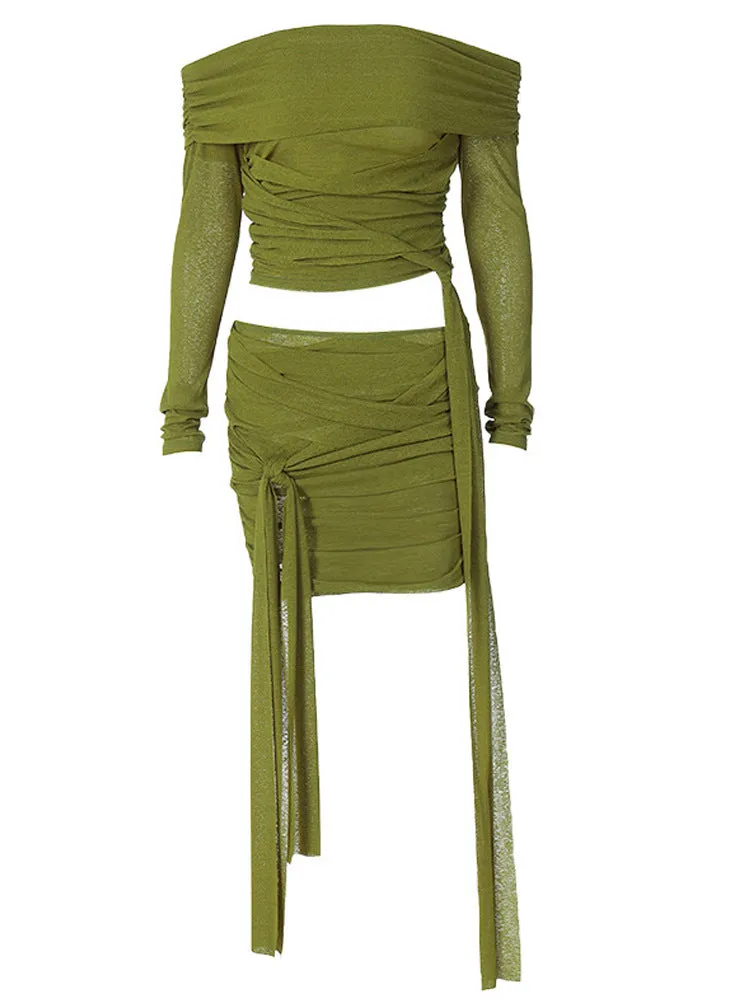 Pleated off shoulder short skirt two-piece suit