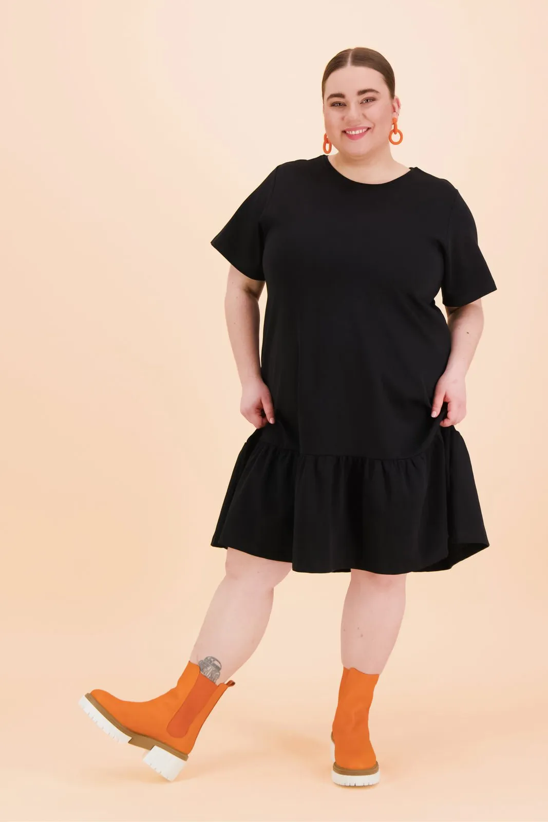 Ruffle T-Shirt Dress Black