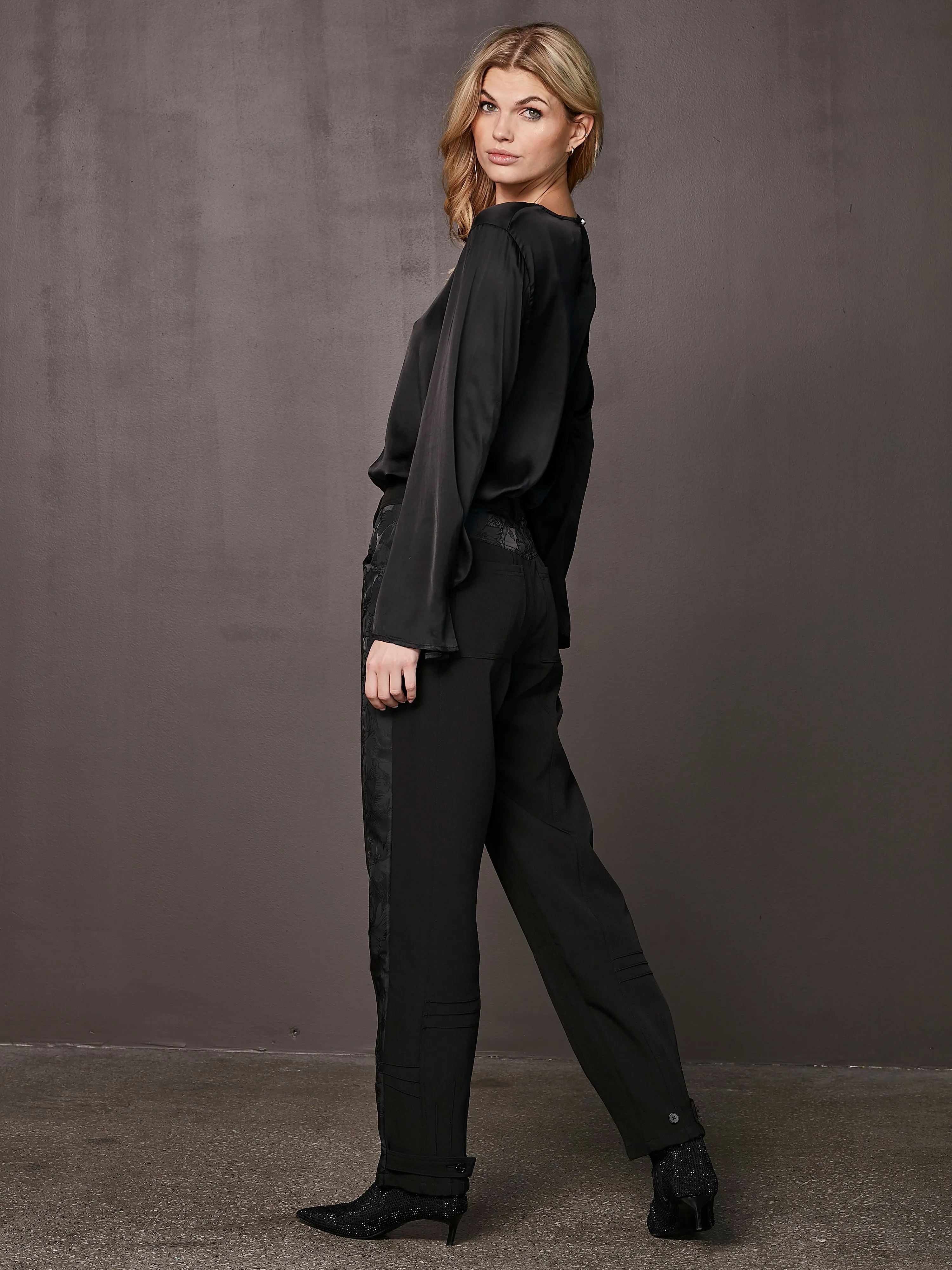 XIA blouse - Black